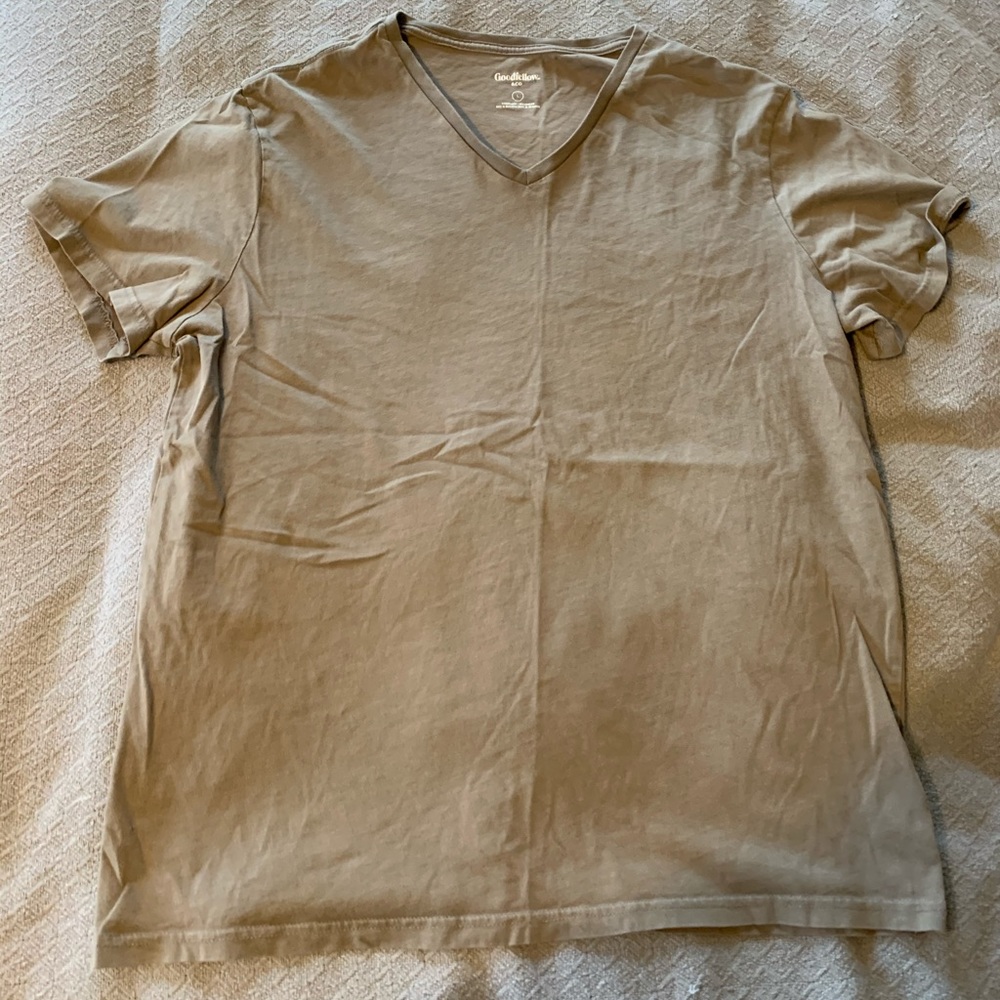 Men’s v neck shirt sleeve t shirt